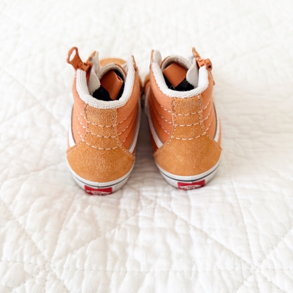 Vans Kids Sk8-Hi Reissue Side Zip High Top Sneakers 9 - Picture 5 of 9